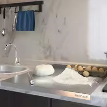 Planche à découper en acier inoxydable avec lèvre